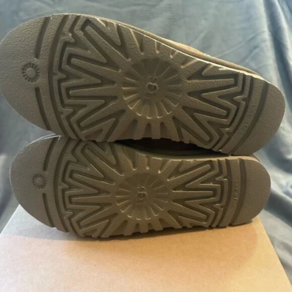 UGG Australia Tasman Chestnut Suede Slipper - Picture 6 of 6